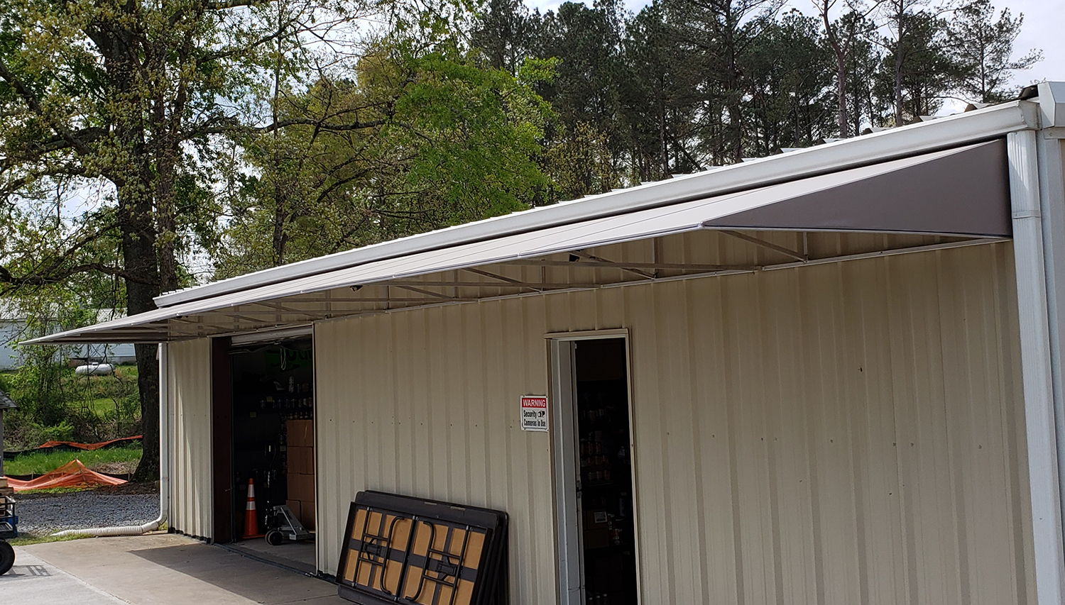 Patio 500 Awning | Commercial Warehouse